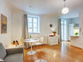 studio München Altstadt 02 living area 7806
