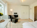 apartment München Sendling-Westpark 01 living room 7843