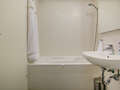 studio München Sendling 01 bathroom 7947