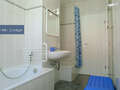 corner townhouse Freising 01 bathroom 8