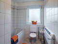 corner townhouse München Ramersdorf 02 bathroom 8036