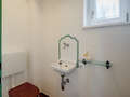 corner townhouse München Ramersdorf 02 guest toilet 8036