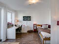 apartment München Isarvorstadt 01 living room 8449
