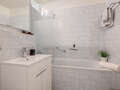 apartment Germering 01 bathroom 8550