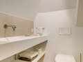 apartment München Neuhausen 01 separate toilet 8591