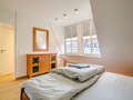 apartment München Neuhausen 02 sleeping area 8591