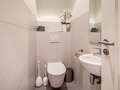 apartment München Schwabing 01 separate toilet 8837