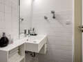 apartment München Nymphenburg-Gern 01 guest toilet 9046