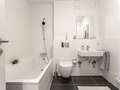apartment München Neuhausen 01 1. bathroom 9058