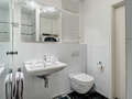 apartment München Haidhausen 03 2. bathroom 9391