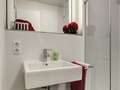 apartment München Bogenhausen 03 2. bathroom 9524