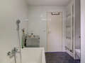 attic apartment München Haidhausen 04 bathroom 9579