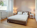 apartment München Neuhausen 01 sleeping area 9686