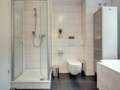 apartment with garden 	 München Forstenried 02 bathroom 9703
