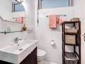 apartment München Schwabing-Nord (zw. Leopoldstraße & Englischen Garten) 03 bathroom 9789