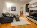 apartment München Untersendling 03 living room 9825