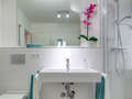 apartment München Untersendling 04 bathroom 9825