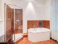 apartment München Schwabing-Nord (zw. Belgrad- & Leopoldstraße) 01 bathroom 9895