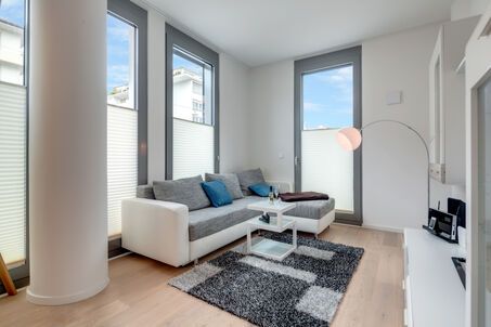 https://www.mrlodge.com/rent/2-room-apartment-munich-ludwigsvorstadt-10037