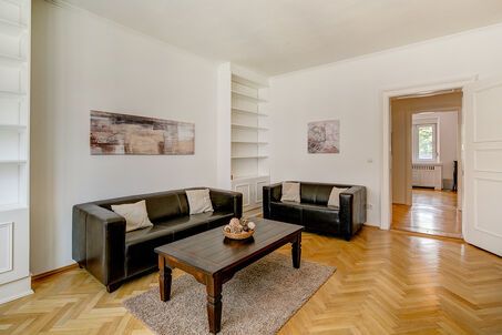 https://www.mrlodge.com/rent/3-room-apartment-munich-au-haidhausen-10042