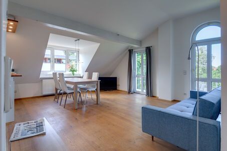 https://www.mrlodge.com/rent/2-room-apartment-munich-bogenhausen-10065
