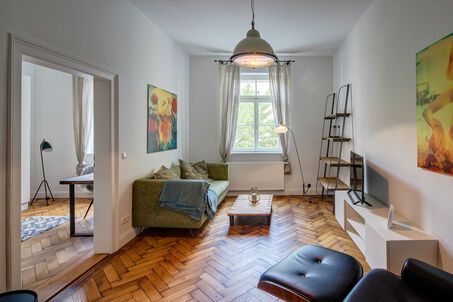 https://www.mrlodge.com/rent/2-room-apartment-munich-westend-10115
