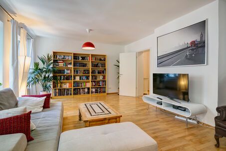 https://www.mrlodge.com/rent/3-room-apartment-munich-au-haidhausen-10129