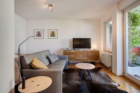 https://www.mrlodge.com/rent/1-room-apartment-munich-glockenbachviertel-10186