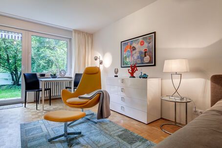 https://www.mrlodge.com/rent/1-room-apartment-munich-maxvorstadt-10224