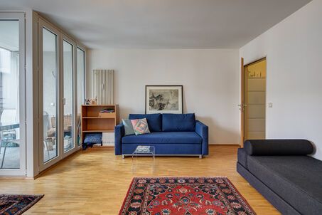 https://www.mrlodge.com/rent/1-room-apartment-munich-neuhausen-10397