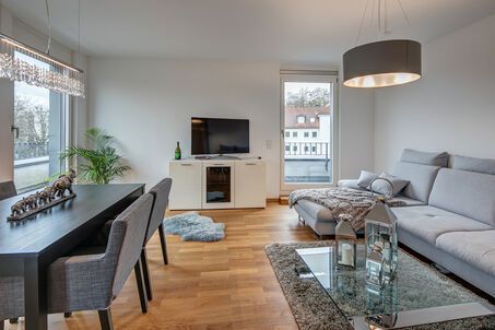 https://www.mrlodge.com/rent/2-room-apartment-munich-nymphenburg-gern-10452