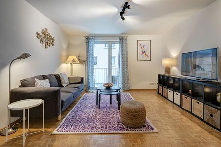 https://www.mrlodge.com/rent/2-room-apartment-munich-gaertnerplatzviertel-10462
