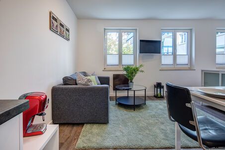 https://www.mrlodge.com/rent/1-room-apartment-munich-milbertshofen-10747