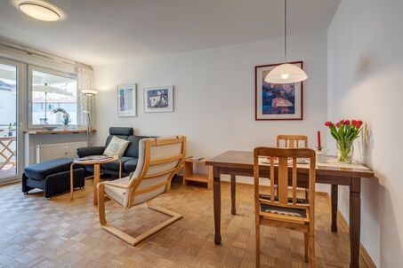https://www.mrlodge.com/rent/2-room-apartment-munich-neuhausen-11009