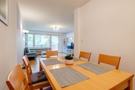 https://www.mrlodge.com/rent/2-room-apartment-munich-neuhausen-11132