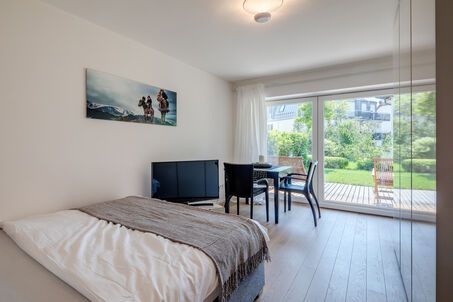 https://www.mrlodge.com/rent/1-room-apartment-munich-nymphenburg-11159