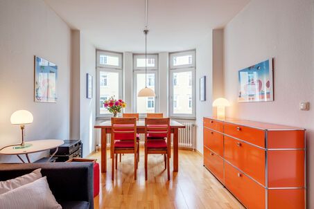 https://www.mrlodge.com/rent/2-room-apartment-munich-au-haidhausen-11261