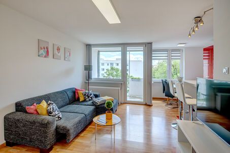https://www.mrlodge.com/rent/3-room-apartment-munich-neuhausen-11418
