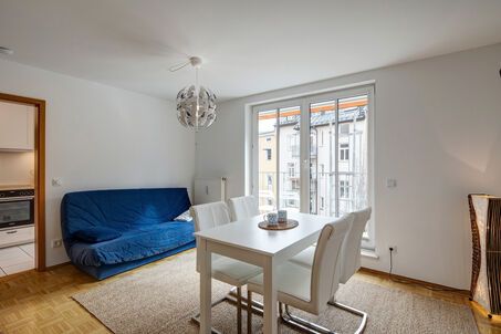 https://www.mrlodge.com/rent/2-room-apartment-munich-glockenbachviertel-11469