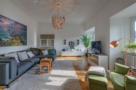 https://www.mrlodge.com/rent/3-room-apartment-munich-altbogenhausen-11828