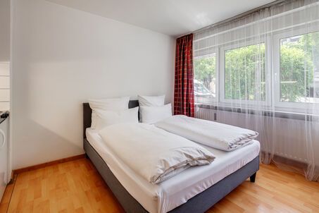 https://www.mrlodge.com/rent/1-room-apartment-munich-nymphenburg-gern-11937