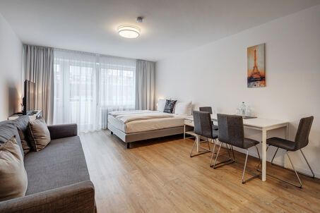 https://www.mrlodge.com/rent/1-room-apartment-munich-nymphenburg-gern-11986