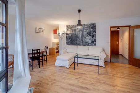 https://www.mrlodge.com/rent/1-room-apartment-munich-schwabing-west-12020