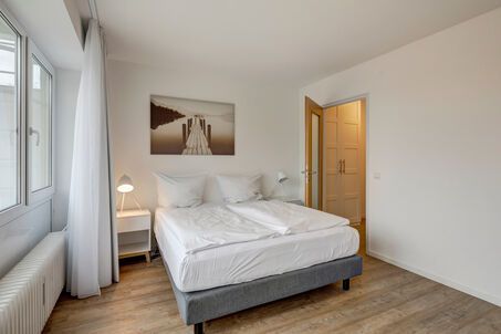 https://www.mrlodge.com/rent/1-room-apartment-munich-nymphenburg-gern-12116