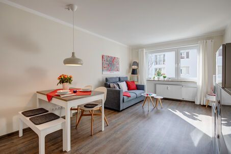 https://www.mrlodge.com/rent/1-room-apartment-munich-maxvorstadt-12119