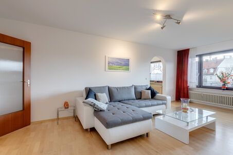 https://www.mrlodge.com/rent/3-room-apartment-munich-neuhausen-12123