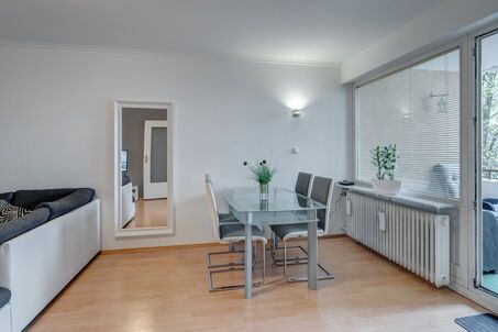 https://www.mrlodge.com/rent/2-room-apartment-munich-nymphenburg-12186