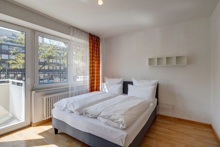 https://www.mrlodge.com/rent/1-room-apartment-munich-nymphenburg-gern-12196