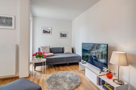 https://www.mrlodge.com/rent/1-room-apartment-munich-bogenhausen-12207