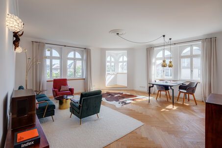 https://www.mrlodge.com/rent/2-room-apartment-munich-isarvorstadt-12222